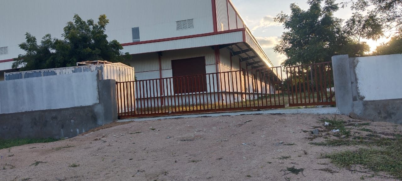 Verified Warehouse #65E558 photo 1